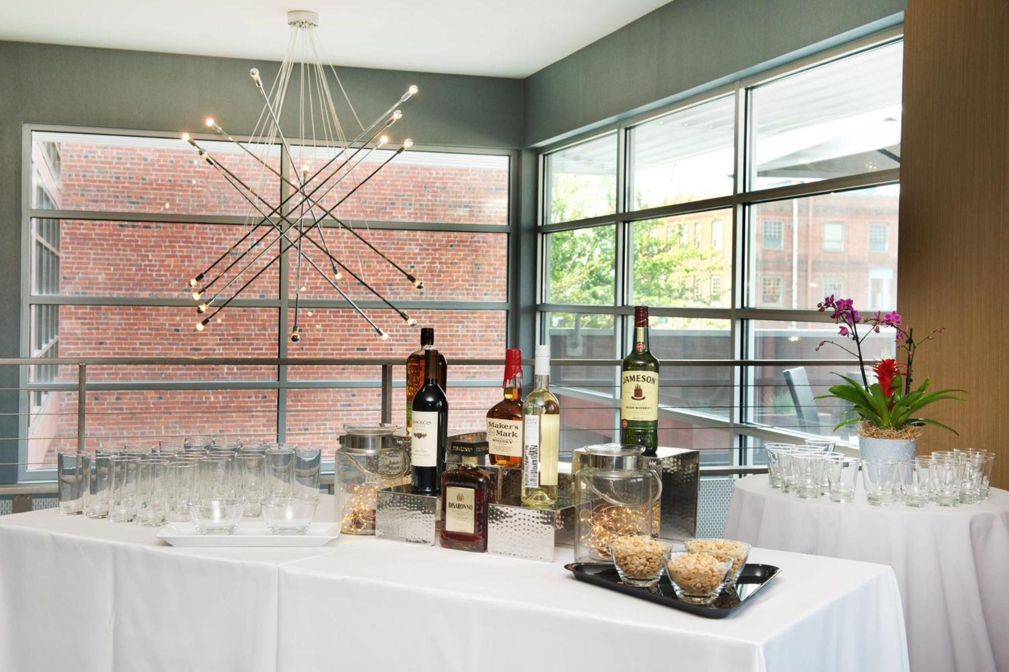 Courtyard By Marriott Seattle Everett Downtown מראה חיצוני תמונה